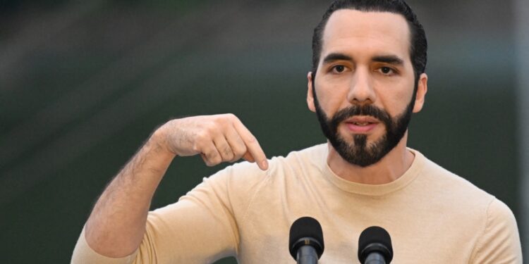 En El Salvador surgen diferentes reacciones a las elecciones en Venezuela