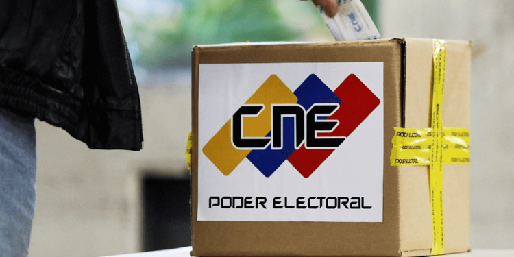 Nicolás Maduro anunció elecciones comunitarias para el 25 de agosto