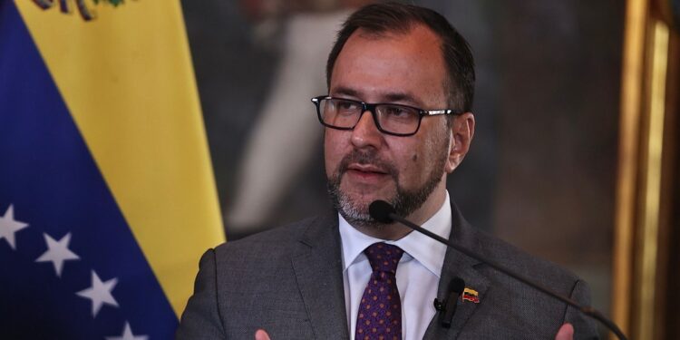 Canciller rechaza falsa información de supuesta misión colombiana