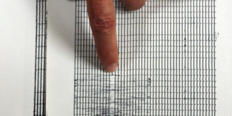 Autoridades en Japón advierten y se preparan por la posibilidad de un mega terremoto.