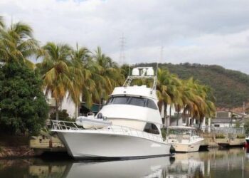 Denuncian a Antonio Guillermo Arvelaez Idler residenciado en Florida, por estafa en la venta de yates