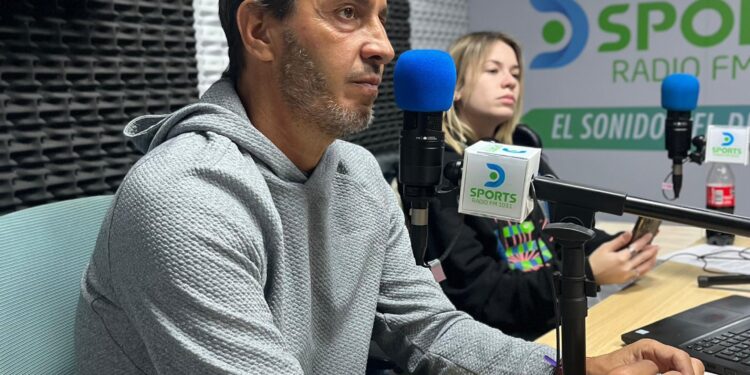 Fernando Batista se pronuncia ante los rumores de su salida de la Vinotinto