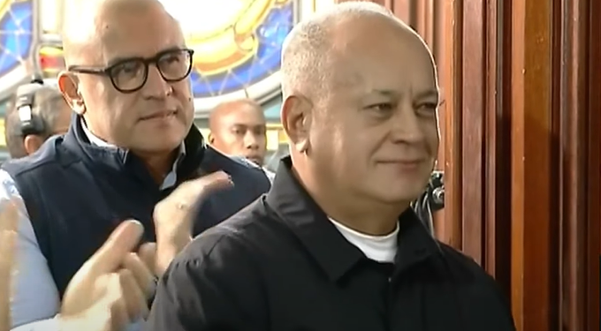 Nicolás Maduro designa a Diosdado Cabello como nuevo ministro de Interior