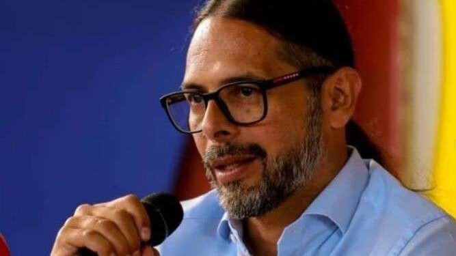 Ministro Náñez: Venezuela puede vivir sin la red social X