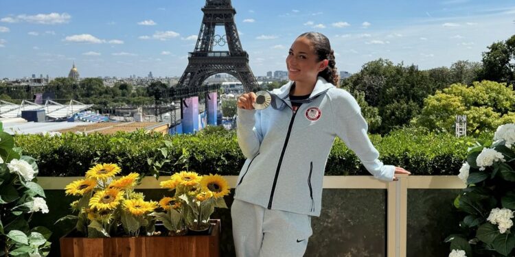 La tachirense Daniella Ramírez ganó medalla de plata en nado sincronizado en representación de Estados Unidos