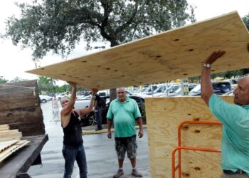 Esta semana muestra para EEUU diferentes fenómenos climatológicos que van desde intenso calor hasta nieve