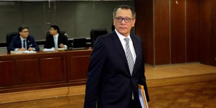 Ecuador niega pedido de salvoconducto requerido por México con un comunicado de meses atrás