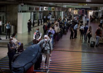 Aeropuertos del país funcionan con normalidad durante el apagón nacional
