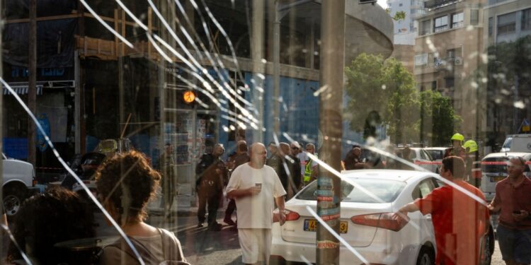 Israel aceptó volver a la mesa de diálogo para un cese el fuego luego de un llamado de los mediadores incluyendo a EEUU