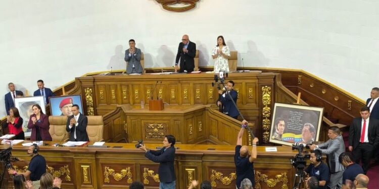 Asamblea Nacional anunció que Ley contra el Fascismo será sometida a consulta nacional