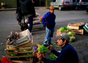 América Latina y el Caribe mantienen trayectoria de bajo crecimiento, avanzarán 1,8 % en 2024