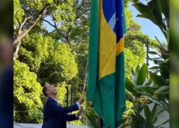 Brasil asume la representación argentina y protege a los asilados en su embajada