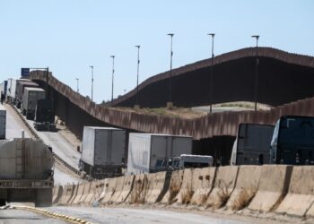 En el Estado fronterizo de Arizona la inmigración es un tema motivador para los votantes en las elecciones