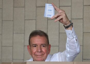 Fiscalía de Venezuela cita declarar el lunes a Edmundo González por «desobediencia»