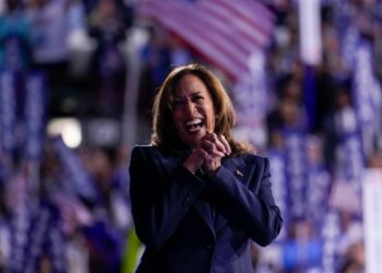 Más de 200 asistentes de cuatro candidatos presidenciales republicanos anteriores respaldaron la candidatura de la demócrata Kamala Harris.