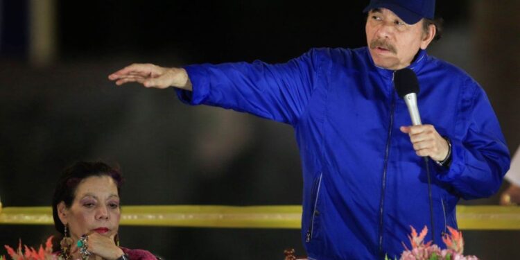 Daniel Ortega expulsa al Vaticano a siete sacerdotes detenidos por su régimen