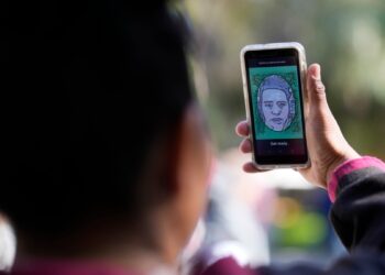 Migrantes podrán solicitar en línea su ingreso a EEUU desde Chiapas y Tabasco