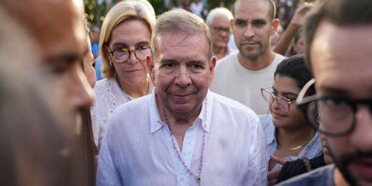 Edmundo González Urrutia cumple 75 años hoy, 29 de agosto