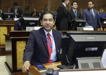 Ecuador se hunde en la narcocracia si no cambiamos la Constitución