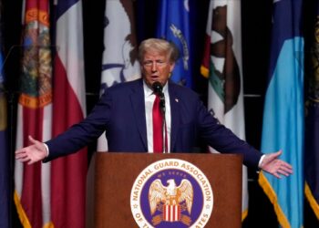 El candidato republicano Donald Trump pone en consideración su debate electoral del 10 de septiembre con Kamala Harris.