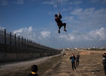 ¿Por qué insiste Israel en retener control de corredores en Gaza?
