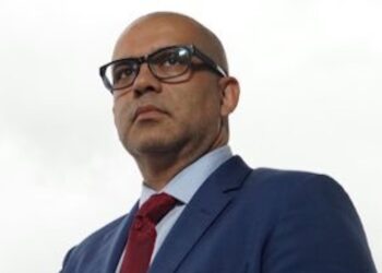 Sindicato de prensa denuncia hostigamiento a periodista Eugenio Martínez