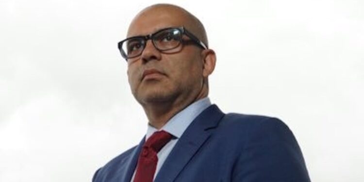 Sindicato de prensa denuncia hostigamiento a periodista Eugenio Martínez