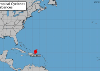 Ernesto se convierte en huracán y se dirige hacia Bermudas
