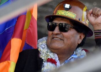 Evo Morales queda fuera de la contienda presidencial tras nueva ley