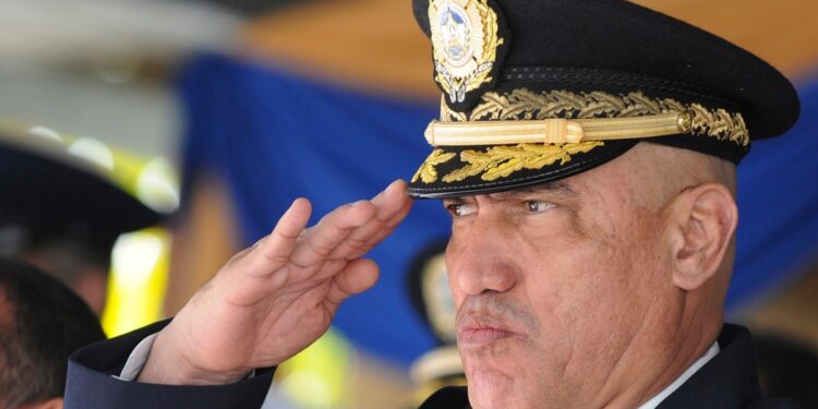 Exjefe de la policía hondureña es condenado a 19 años de cárcel en EEUU por distribución de cocaína