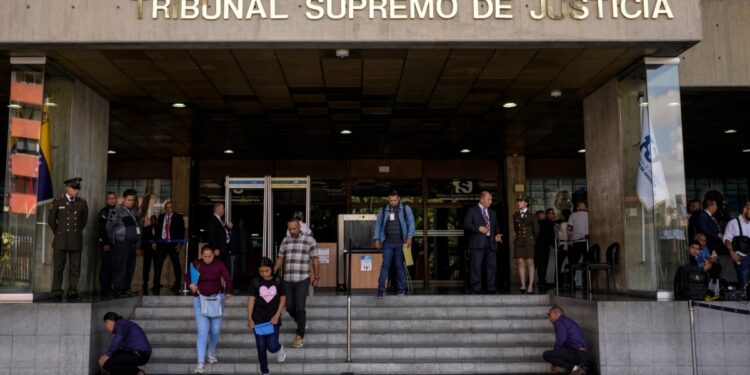 Tribunal Supremo de Justicia de Venezuela inicia peritaje formal a los resultados electorales