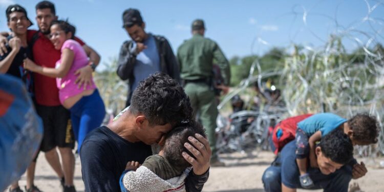 Alertan sobre nueva ola migratoria tras suspensión del parole humanitario