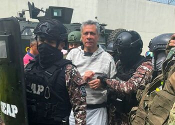 Ecuador rechaza petición de México de otorgar salvoconducto a Jorge Glas