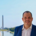 Venezolano logra varios galardones en los premios Napolitan 2024