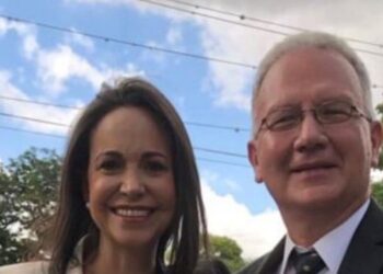 Detienen al abogado de la líder opositora María Corina Machado