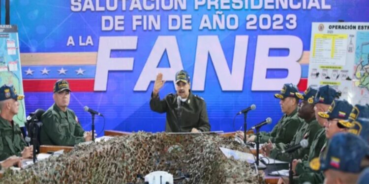 Maduro entrega a Diosdado Cabello la seguridad nacional y a Delcy Rodríguez el petróleo