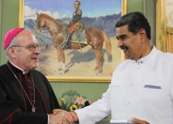 Entrega de credenciales del nuevo nuncio apostólico a Maduro genera rechazo