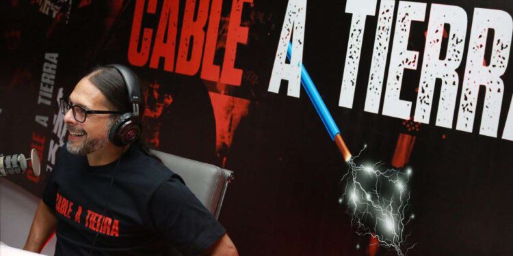 Ministro Ñáñez: Hay influencers que funcionan como operadores psicológicos