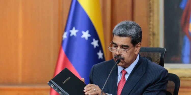 Maduro amenaza con encarcelar a Edmundo González y María Corina Machado