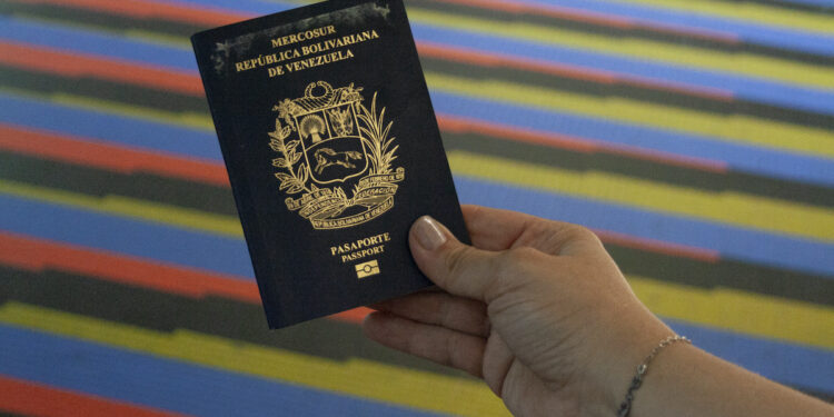 ¿Qué tan poderoso es el pasaporte venezolano?