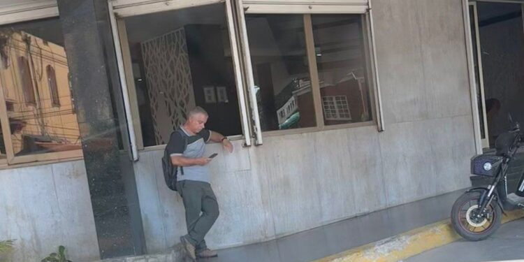 Tras haber caído en desgracia con el régimen apareció el excanciller cubano Felipe Pérez Roque