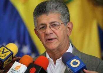 Cantar “fraude” ya es común en la oposición en Venezuela