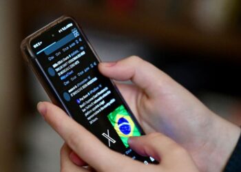 Brasil inicia bloqueo de la red social X tras orden judicial y bajo amenazas de multas