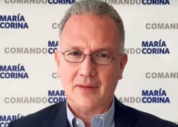 A abogado de la líder opositora María Corina Machado le imputaron 5 cargos