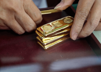 El precio del oro supera los 2.500 dólares y marca un nuevo máximo histórico