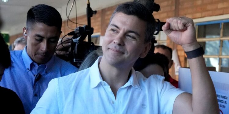 Presidente de Paraguay expresa gran preocupación por crisis en Venezuela