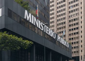 Fiscalía investigará a opositores que subieron actas electorales falsas en una web