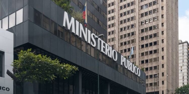 Fiscalía investigará a opositores que subieron actas electorales falsas en una web