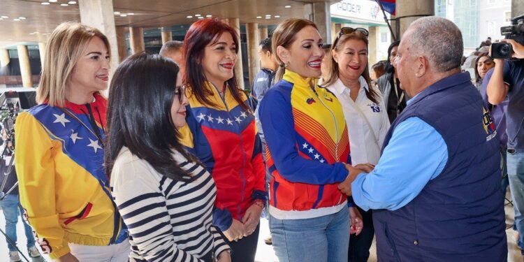 Solicitan recusación de presidenta del TSJ por nexos con chavismo