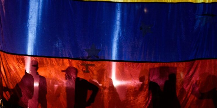 Asamblea Nacional chavista avanza en una ley que busca desmantelar las ONG